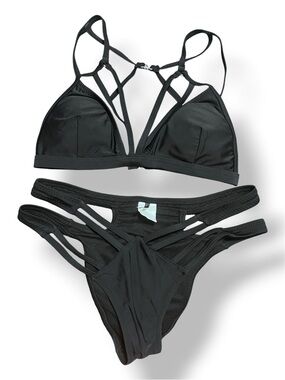 Fashion Nova Black Strappy Women's Bikini Set